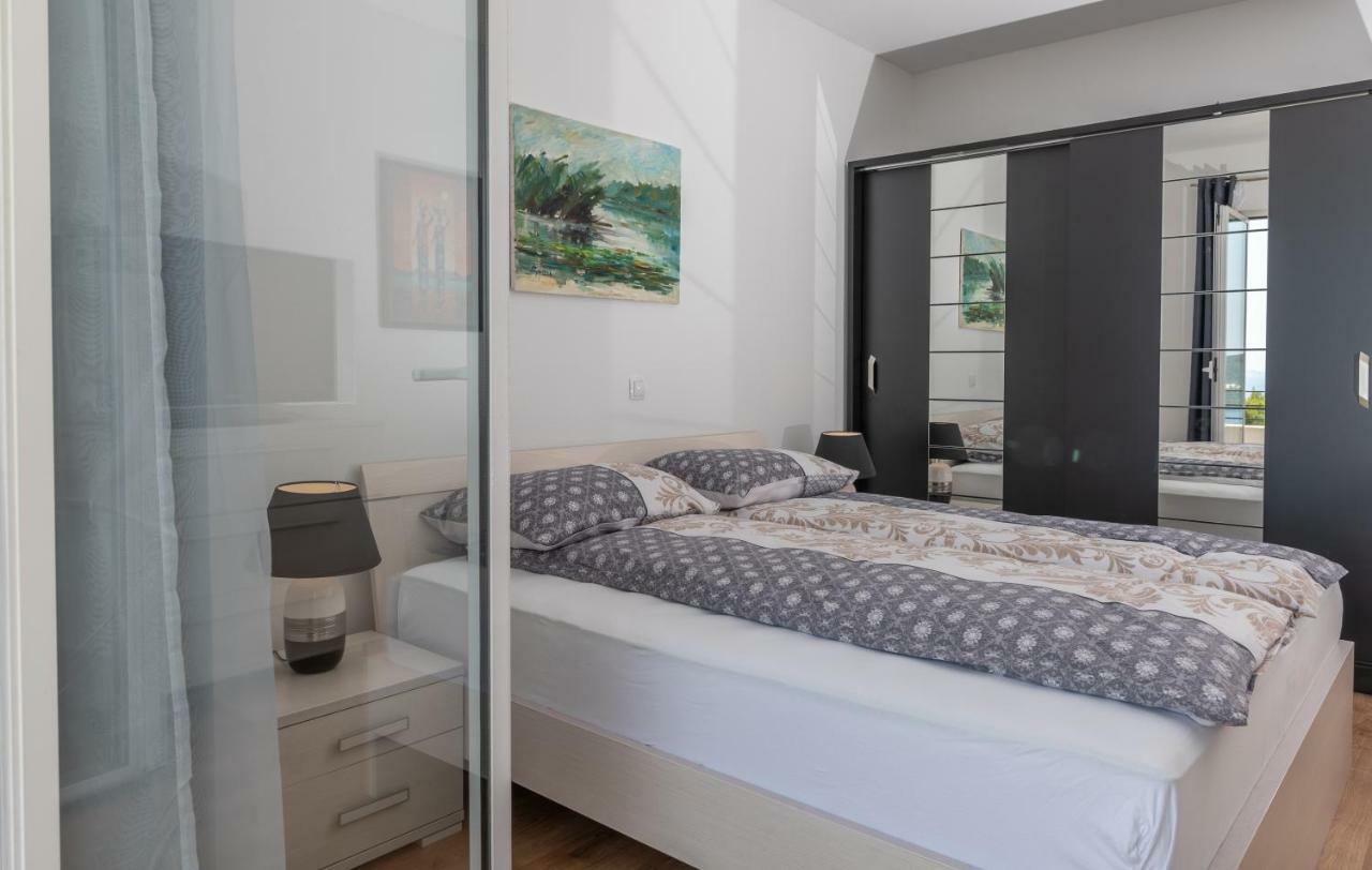 Villa Confido Luxury Apartment 01 Donji Seget Kültér fotó